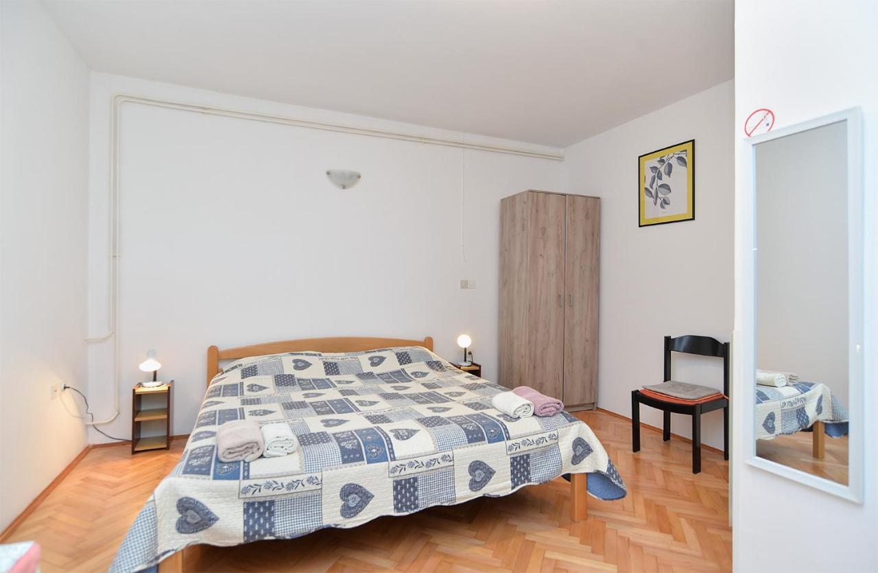 Rooms Veli Vrh 2208 Pula Bagian luar foto