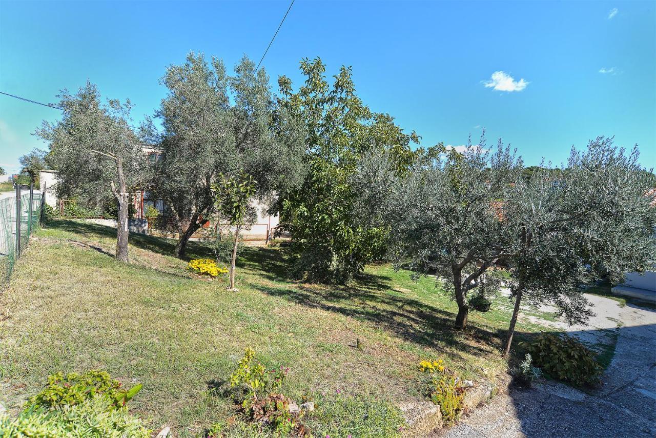 Rooms Veli Vrh 2208 Pula Bagian luar foto